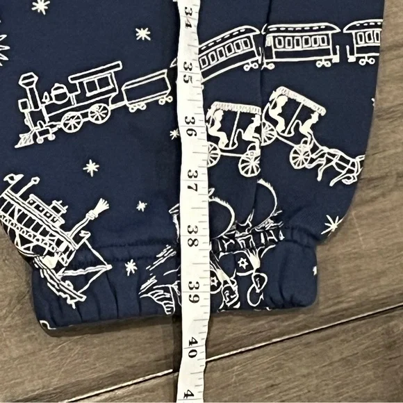 Disneyland 100 Favorite Memory Logo Joggers - Size XS - Picture 11 of 14